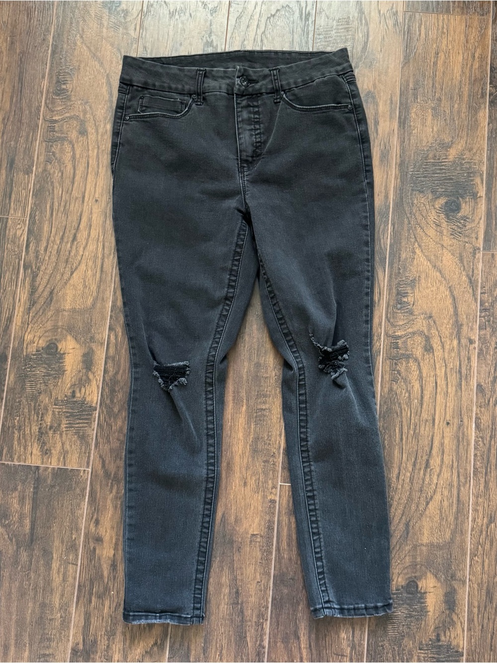 Seven7 Size 12 Black Tummyless High Rise Skinny Jeans